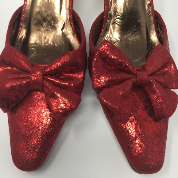 Platinum Collection by Jade Red Suede - Picture 2 of 13